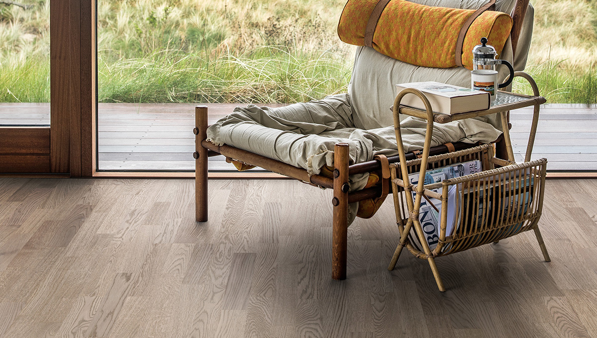 實(shí)木復(fù)合地板得高品牌打造寒冬暖窩家居？ 3