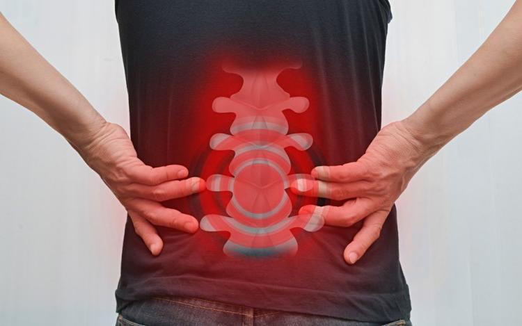 干細胞療法治療脊髓損傷的前景和缺點:正在進行的試驗和未來方向 干細胞療法治療脊髓損傷的前景和缺點:正在進行的試驗和未來方向