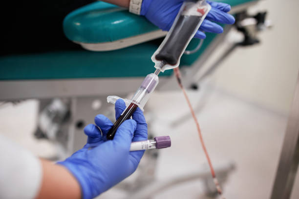 什么是干細胞移植？全面了解干細胞移植的類型、問題和治療過程！