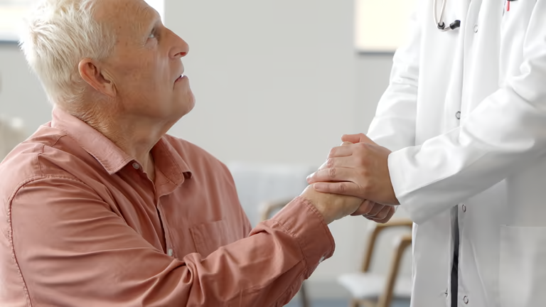 3位患者親述:參與帕金森病干細胞臨床試驗的完整經(jīng)歷與效果! 3位患者親述:參與帕金森病干細胞臨床試驗的完整經(jīng)歷與效果!